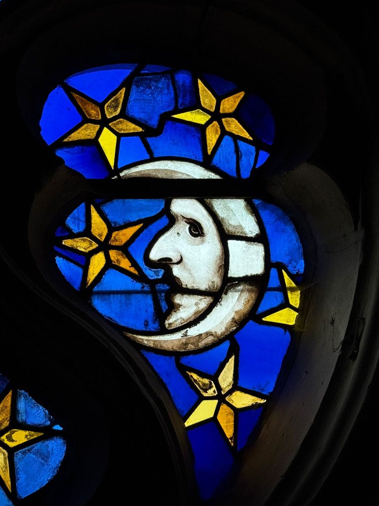 Lune - Rose Sud - Cathédrale de Beauvais